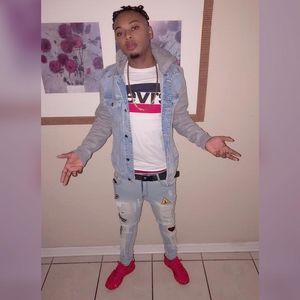 Meet your Posher, Mike